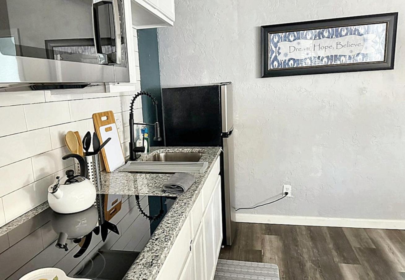 Holiday home Clean, Cozy 1-bedroom Near Plaza District #32c